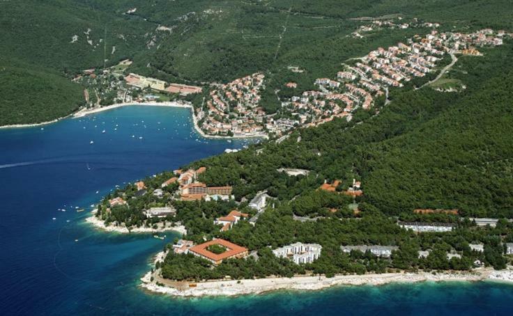 Studio Apartment Close To The Sea Rabac Exterior photo